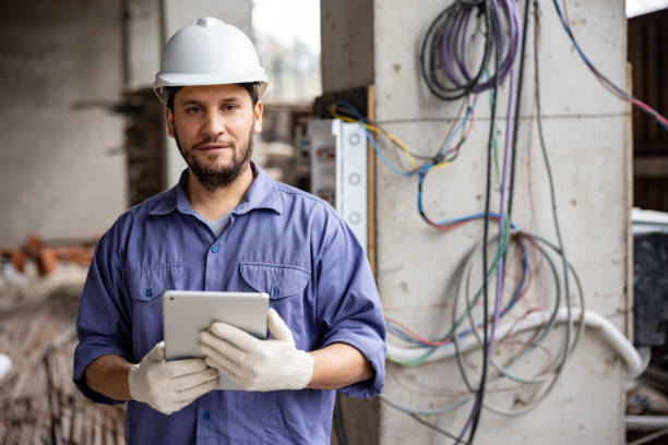 Best Affordable Emergency Electrician  in The Hills, TX